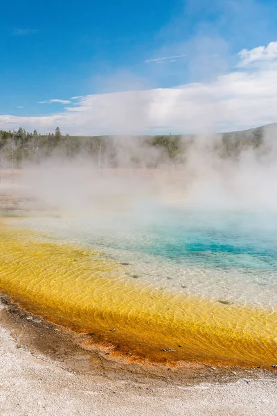 Famosa Cuenca Primaveral Grand Prismatic Parque Nacional Yellowstone Estados Unidos — Foto de Stock