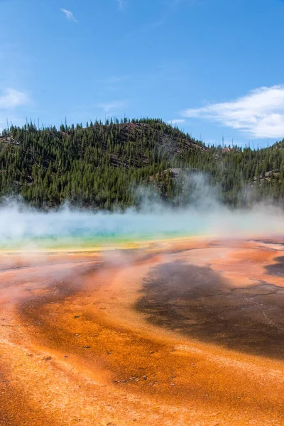 Famous Grand Prismatic Spring Basin Yellowstone National Park Usa — стоковое фото