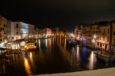 Ponte dell 'Accademia' dan Canal Grande 'de sabah, Venedik, İtalya