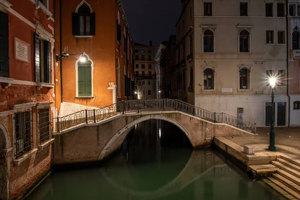 Μικρή Πλατεία Στο Cannaregio Νύχτα Βενετία Ιταλία — Φωτογραφία Αρχείου