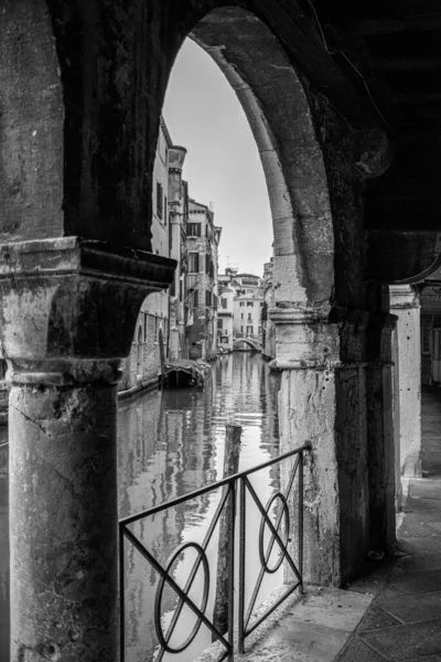 Sheltered Way Scenic View Rio Dei Apostoli Venice Italy — Stockfoto