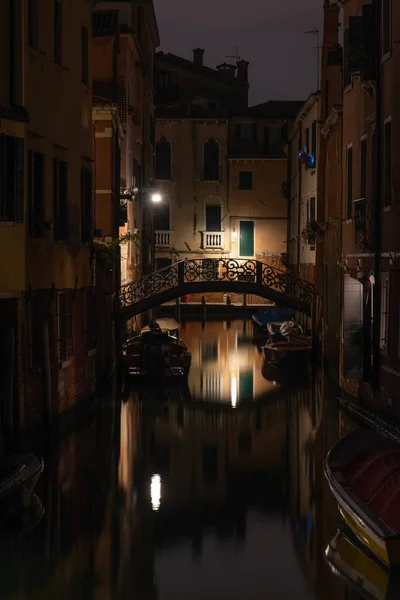 Canal Quelque Part Dans Quartier San Polo Nuit Venise Italie — Photo
