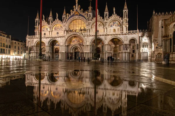 Mirroring Basilica San Marco Night Venice Italy —  Fotos de Stock