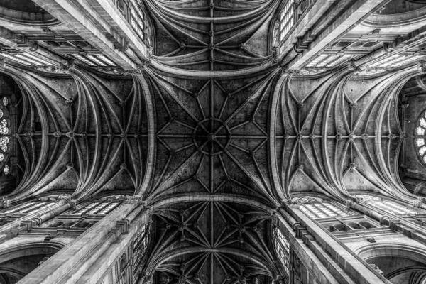 Colonne Alte Soffitto Splendidamente Decorato Nella Chiesa Gotica Saint Eustache — Foto Stock