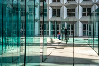 Fransa 'nın başkenti Paris' teki La Defense 'da Büyük Kemer' de mimari tasarım