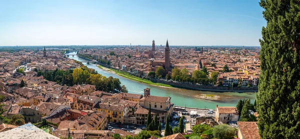 Scenic Panoramic View Downtown Verona Seen Castel San Pietro Italy — Stockfoto