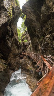Kaprun 'daki muhteşem Sigmund Thun Boğazı Avusturya' daki Yüksek Tauern Alpleri.
