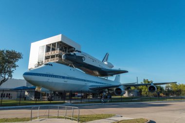 HOUSTON, TEXAS - Kasım 02, 2018: NASA Uzay Mekiği Independence ve uçak gemisi Houston, Teksas, ABD