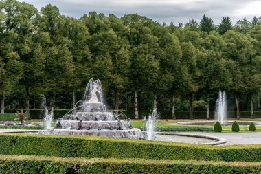 Ana Çeşme Chiemsee, Bavyera, Almanya 'daki Herrenchiemsee Sarayı Bahçesinde.