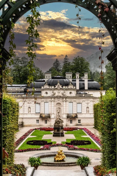 Linderhof Palace Its Park Upper Bavaria Germany — стоковое фото