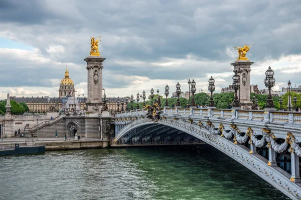 Pont Alexandre Iii Avec Vue Sur Musée Militaire Paris France — Photo