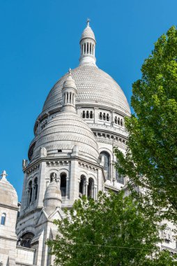 Paris, Fransa 'da meşhur kutsal kalp bazilikası.