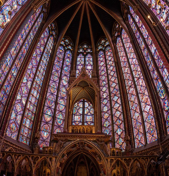 Interior Famosa Sainte Chapelle París Con Impresionantes Ventanas Colores Francia —  Fotos de Stock