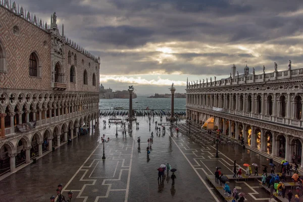 Plaza San Marcos Venecia Durante Mal Tiempo Marea Alta Venecia —  Fotos de Stock