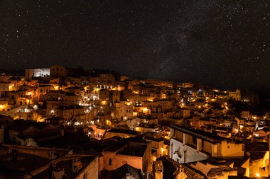 Sassi di Matera 'nın manzaralı gökyüzü, İtalya