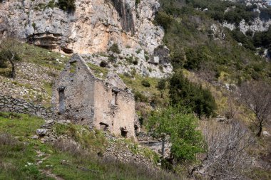 İtalya 'nın tanrıların yolundan Amalfi sahilinin kıyı şeridi