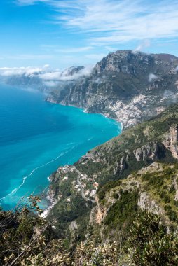 İtalya 'nın tanrıların yolundan Positano kasabasının manzarası