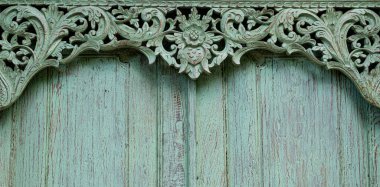 Bali, Endonezya 'da oyulmuş eski ahşap çerçeve. Boşluğu kopyala