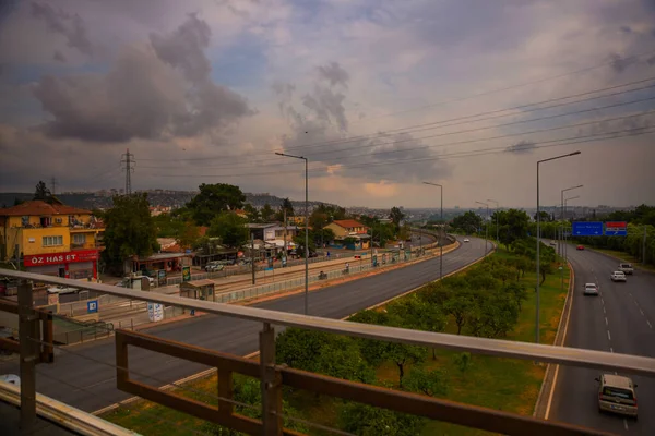 Antalya Turkey Krásný Kovový Most Autobusové Zastávce Fatih Antalyi Oblačného — Stock fotografie