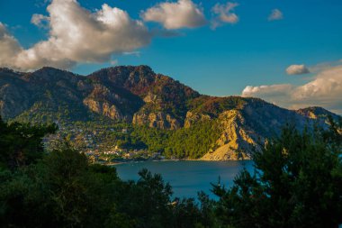 Marmaris, MUGLA, TURKEY: Mugla ilinin Marmaris ilçesindeki Turunc köyünde dağ ve deniz manzaralı güzel manzara.