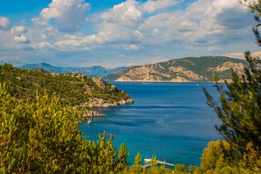 AMOS, MARMARIS, MUGLA, TURKEY: Antik Amos kentinden körfezin üst görünümü.