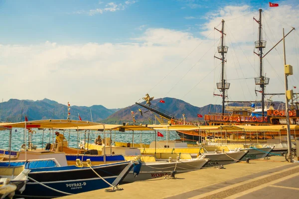 Marmaris Mugla Turkey Berth Luxury Yachts Beautiful Ships Marmaris Cloudy — Stock Photo, Image