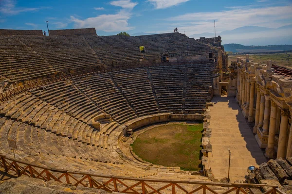 Pamukale Denizli Turkey Yıkılmış Hierapolis Şehri Pamukkale Amfi Tiyatrosu — Stok fotoğraf