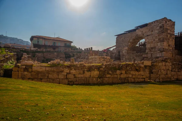 Izmir トルコ アゴラの古代遺跡 晴れた日にイズミルの考古学的発掘調査 — ストック写真