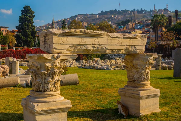 Zmir Güneşli Bir Günde Antik Agora Kalıntıları Eski Kasaba Kale — Stok fotoğraf