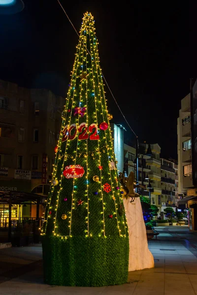 Marmarmaris Mugla Turkey Χριστουγεννιάτικο Δέντρο Και Μνημείο Μορφή Βράχου Γλάρους — Φωτογραφία Αρχείου