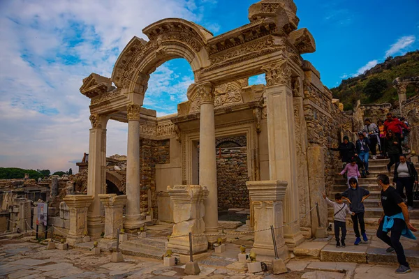 Ephesus Selcuk Izmir Turkey Temple Hadrian Ephesus Archaeological Site Turkey — Stockfoto