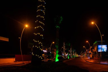 Marmaris, MUGLA, TURKEY: Marmaris 'te yeni yıl için süslenmiş güzel bir gece caddesi