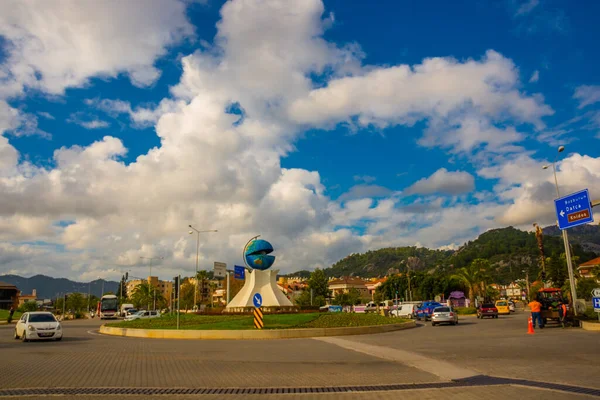 Maris Mugla Turkey Ett Monument Form Glob Inuti Pearl Ett — Stockfoto