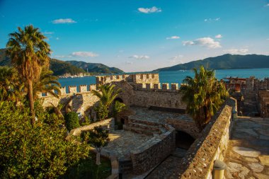 MARİS, MUGLA, TURKEY: güneşli bir günde Marmaris Kalesi 'nden görüntü.