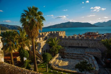 MARİS, MUGLA, TURKEY: güneşli bir günde Marmaris Kalesi 'nden görüntü.