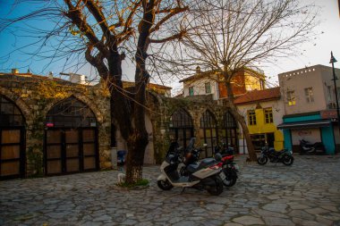 Marmaris, MUGLA, TURKEY: Karavanserai binası M.S. 1545 yılında Muhteşem Sultan Sulyman tarafından inşa edilmiştir. Marmaris 'in tarihi merkezindeki eski kasaba bölgesi..