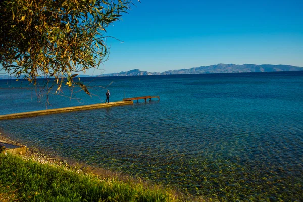 Datca Mugla Turkey Prachtig Zeegezicht Met Uitzicht Houten Pier Badplaats — Stockfoto