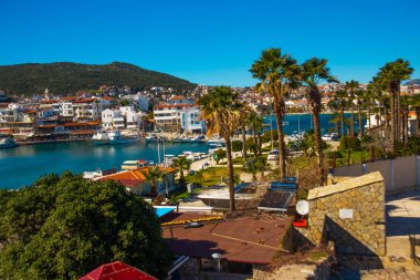 DATCA, MUGLA, TURKEY: Güneşli bir günde tatil köyü Datca 'da yeni bir amfi tiyatro.