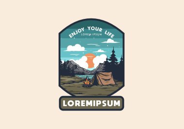 Göl çiziminin yanında kamp ateşi yakmak.