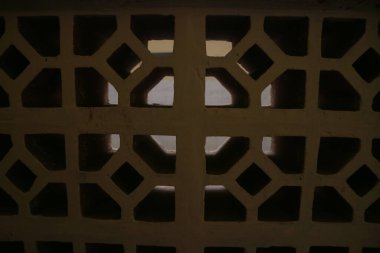 Eski pencere tipi fotoğraflı eski duvar