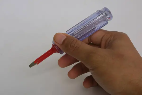 Небольшая Отвертка Прозрачной Ручкой Фото — стоковое фото
