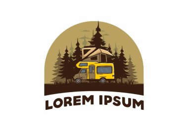 Orman illüstrasyon tasarımında araba çatısı kampı.