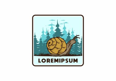 Büyük vahşi salyangoz orman çiziminde sürünüyor.