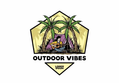 Hindistan cevizi ağaçları arasında çadırın önünde gitar çalan bir adamın tasarımı.