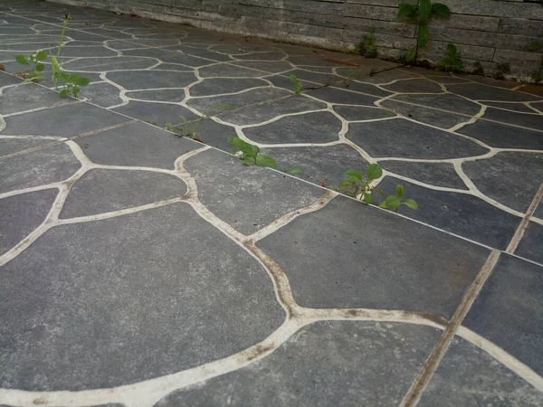 Ein Foto Eines Keramikbodens Mit Flusssteinstruktur Schwarz Mit Weißen Linien — Stockfoto
