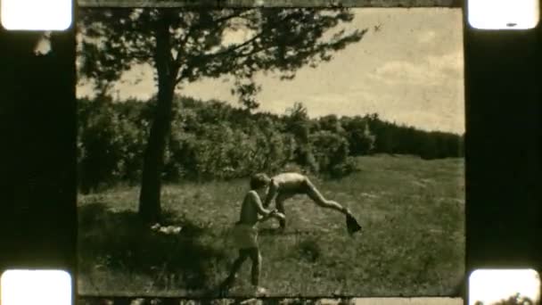 16毫米胶片苏联 白俄罗斯 克里切夫 1970年代 家庭野餐 视频剪辑