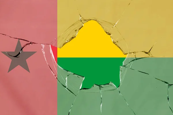 Bandiera Della Guinea Bissau Uno Sfondo Rottura Vetro — Foto Stock