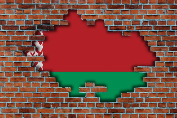 破石墙后面的白俄罗斯3D国旗 — 图库照片
