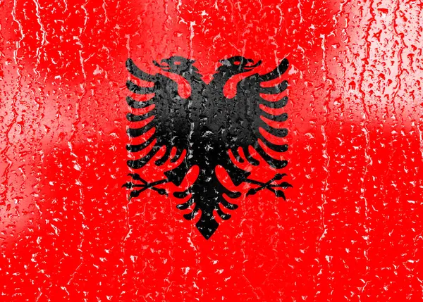 Bandeira Albânia Copo Com Fundo Gota Água — Fotografia de Stock
