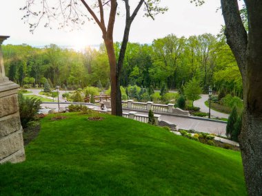Viktor Yanukoviç 'in Mezhyhirya, Ukrayna' daki şelalesi. Yüksek kalite fotoğraf. Yüksek kalite fotoğraf